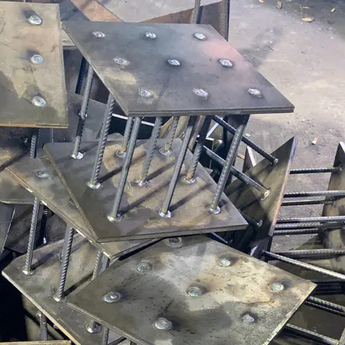 在确定五家渠预埋件位置时，需要考虑以下几点